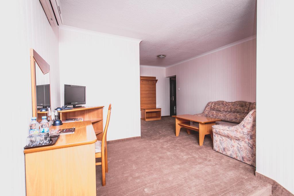 Hotel Twins Warszawa Eksteriør billede